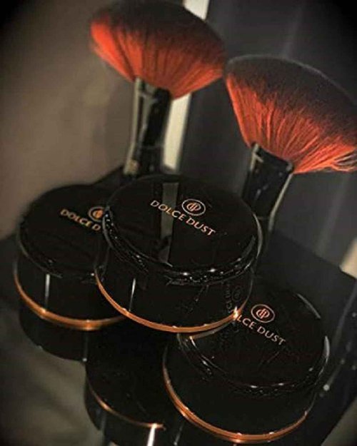 Infinity Sun Dolce Dust Powder with Applicator Brush | Remove Stickiness & Finishing Sunless Tan | Skin Hydrated & Smooth Sunless Skin | (Coconut Cream) - 90g (Matte)