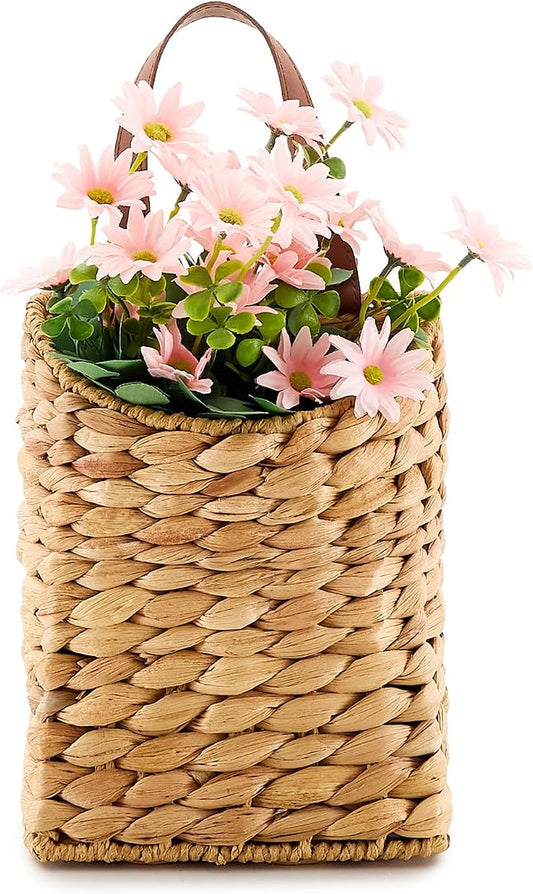 Wall Hanging Pocket Basket Portable Water Hyacinth Storage Basket Decorative Boho Mounted Organizer Dried Flower Plants Front Door Basket for Garden Farmhouse Home