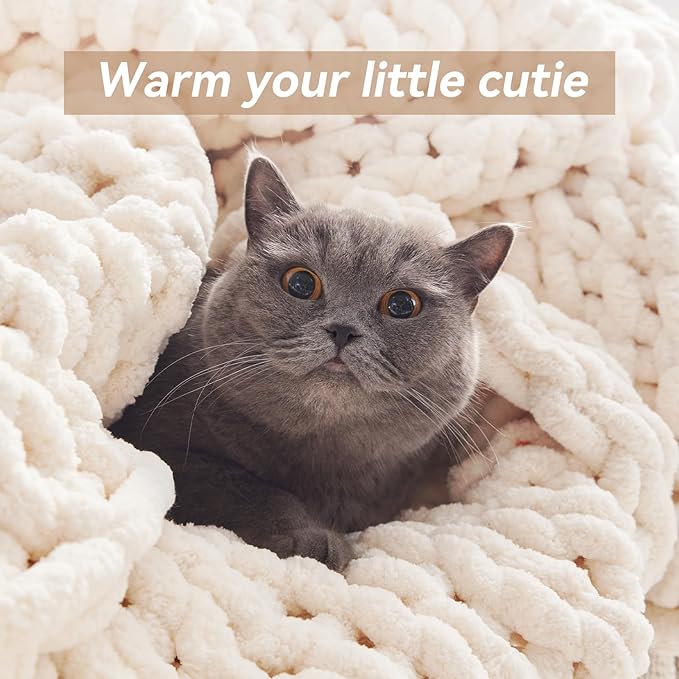 Negwoo Chunky Knit Throw Blanket, 30''*40'' Knitted Throw Chenille Yarn for Bed Couch, Handmade Cream Crochet Big Thick Blanket, Machine Washable Cute Comfy Blanket for Home Decor