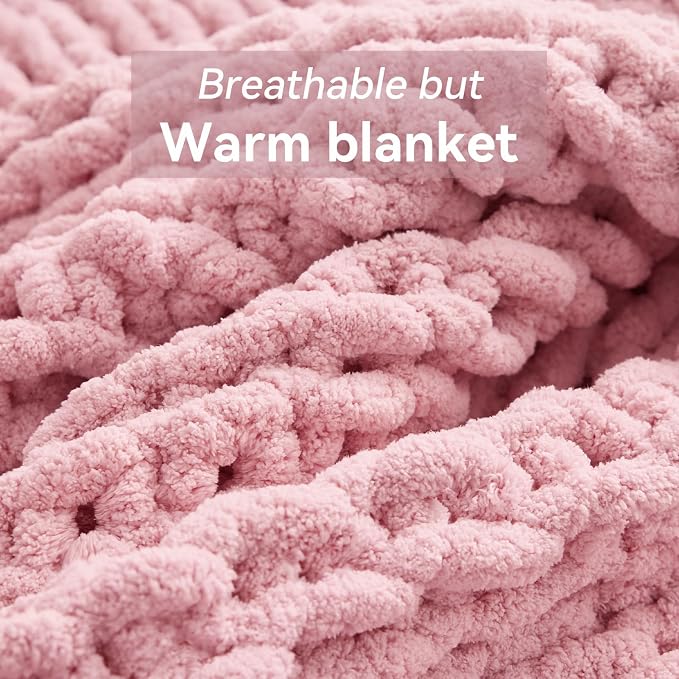Negwoo Chunky Knit Throw Blanket, 30''*40'' Knitted Throw Chenille Yarn for Bed Couch, Handmade Light Pink Crochet Big Thick Blanket, Machine Washable Cute Comfy Blanket for Home Decor