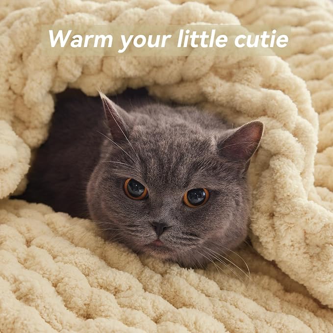 Negwoo Chunky Knit Throw Blanket, 40''*50'' Knitted Throw Chenille Yarn for Bed Couch, Handmade Oatmeal Crochet Big Thick Blanket, Machine Washable Cute Comfy Blanket for Home Decor