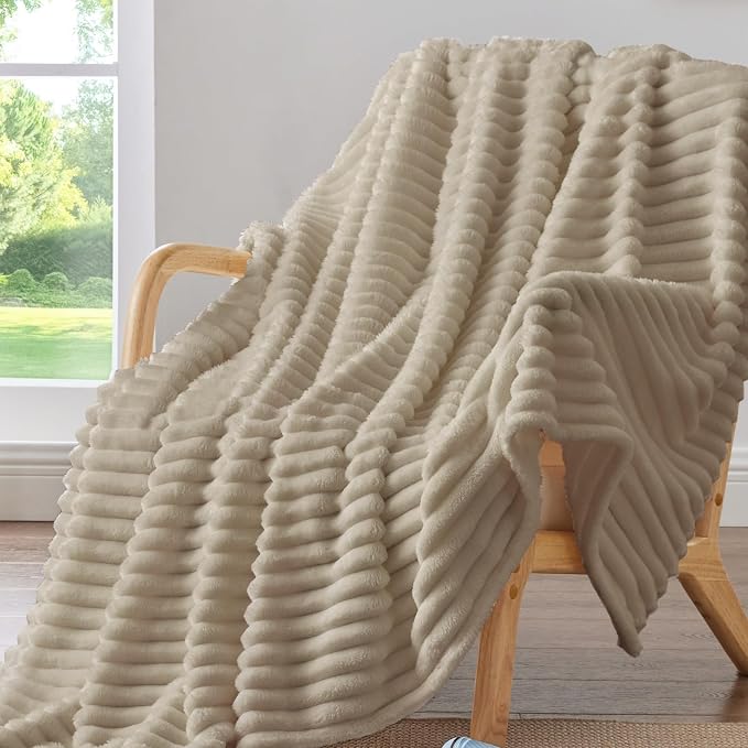 BEDELITE Fleece Throw Blanket for Couch - 300GSM Soft & Warm Fluffy Linen Blanket, Decorative and Giftable Striped Blankets for Women, Men, 50"x70"