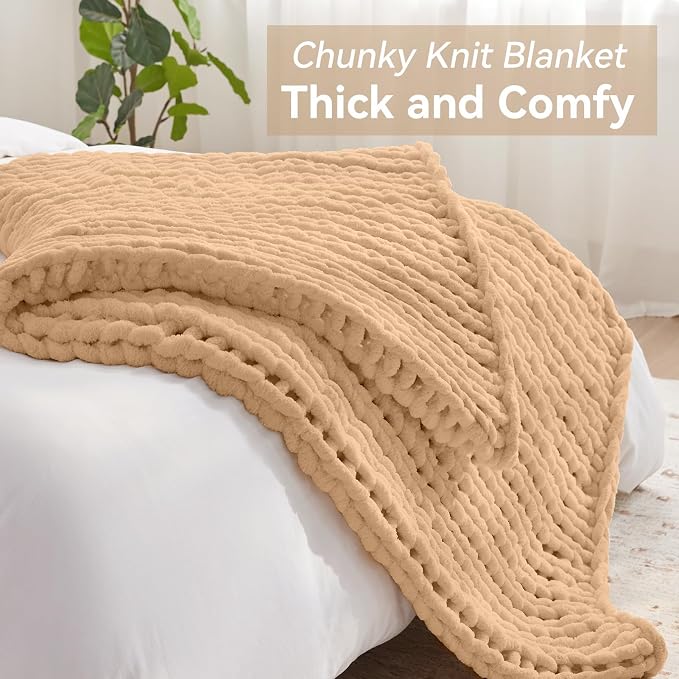 Negwoo Chunky Knit Throw Blanket, 30''*40'' Knitted Throw Chenille Yarn for Bed Couch, Handmade Beige Crochet Big Thick Blanket, Machine Washable Cute Comfy Blanket for Home Decor