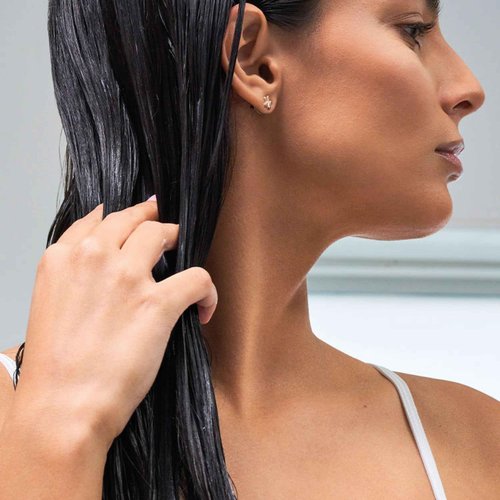 MONAT Replenish™ Masque Infused with Rejuveniqe® - Hair Masque that Deeply Condition Medium to Thick Hair. Hydrating Hair Mask w/Pea Extract & Vegan UV Protectant - Net Wt. 148 ml ℮ 5.0 fl. oz.