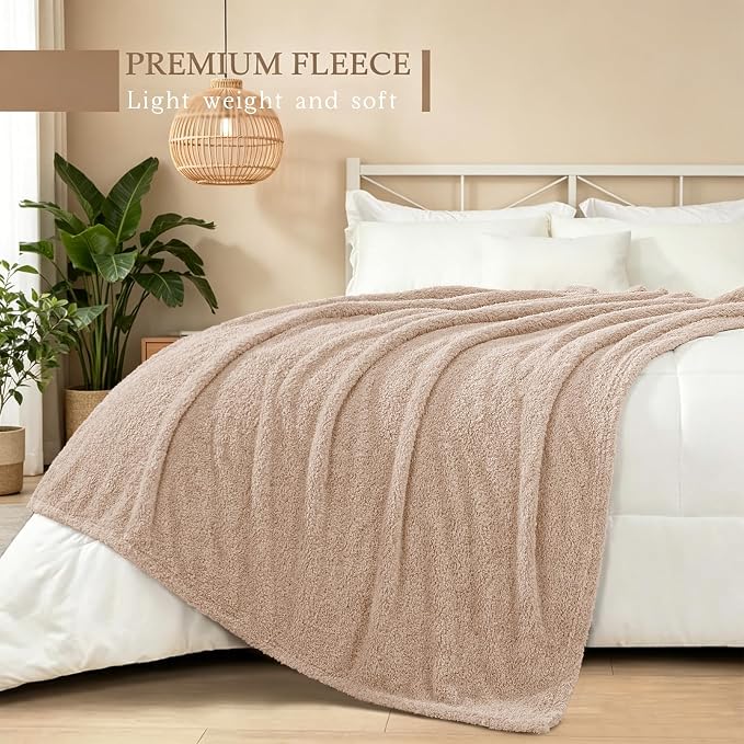 Exclusivo Mezcla Fleece Bed Blankets Queen Size, Ultra Soft, Lightweight and Fuzzy Camel Blanket for Women, Home Decor, 90x90 Inches