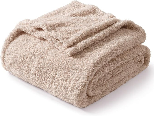 Exclusivo Mezcla Fleece King Size Bed Blanket, Ultra Soft, Lightweight and Fuzzy Camel Blanket for Women, Home Decor, 90x104 Inches