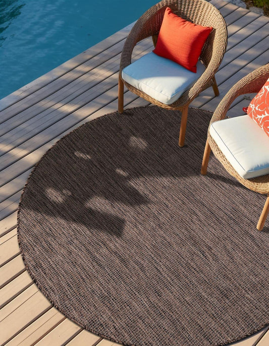 Unique Loom Outdoor Solid Collection Area Rug (3' 3" Round Light Brown/Ivory)