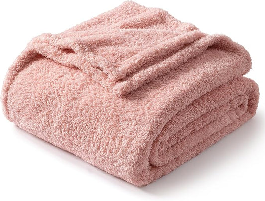 Exclusivo Mezcla Fleece King Size Bed Blanket, Ultra Soft, Lightweight and Fuzzy Dusty Pink Blanket for Women, Home Decor, 90x104 Inches