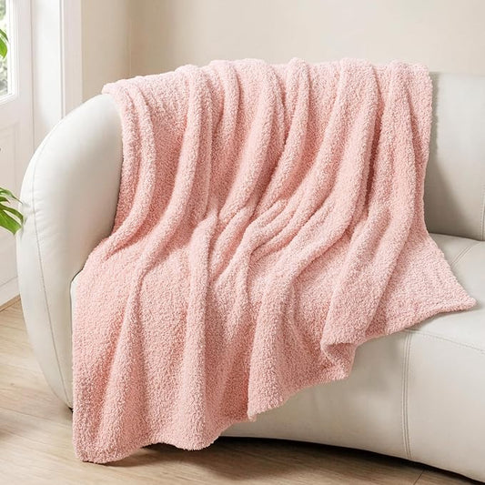 Exclusivo Mezcla Fleece Light Pink Throw Blanket for Couch Sofa, Ultra Soft, Lightweight and Fluffy Blankets for Women, All Season, 50x60 Inches