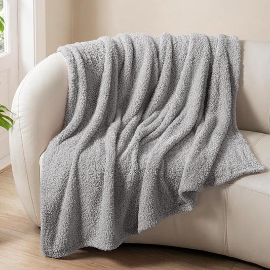 Exclusivo Mezcla Fleece Light Grey Throw Blanket for Couch Sofa, Ultra Soft, Lightweight and Fluffy Blankets for Women, All Season, 50x60 Inches