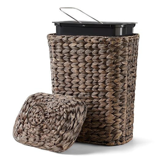 Tidita 3 Gallon Large Wicker Trash Can with Lid, Boho Bathroom Garbage Can | Water Hyacinth Construction, Space-Saving Shape, Reinforced Inner Iron Frame, Removable Liner For Easy Emptying, Black Color